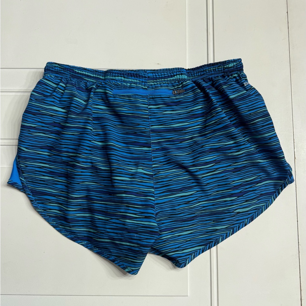 Nike Dri Fit Athletic Running Shorts Womens Size Medium Blue Wave Pattern - Picture 6 of 6